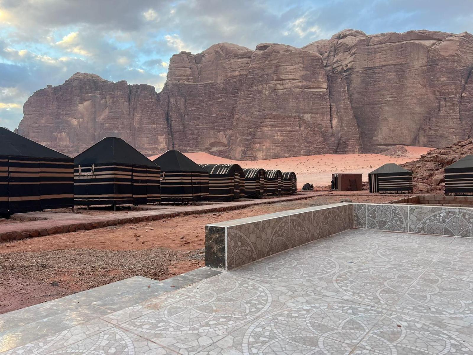 Desert Rock Camp Wadi Rum Exterior foto